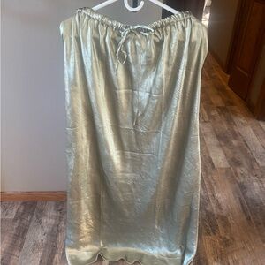 Elegant Metallic Skirt